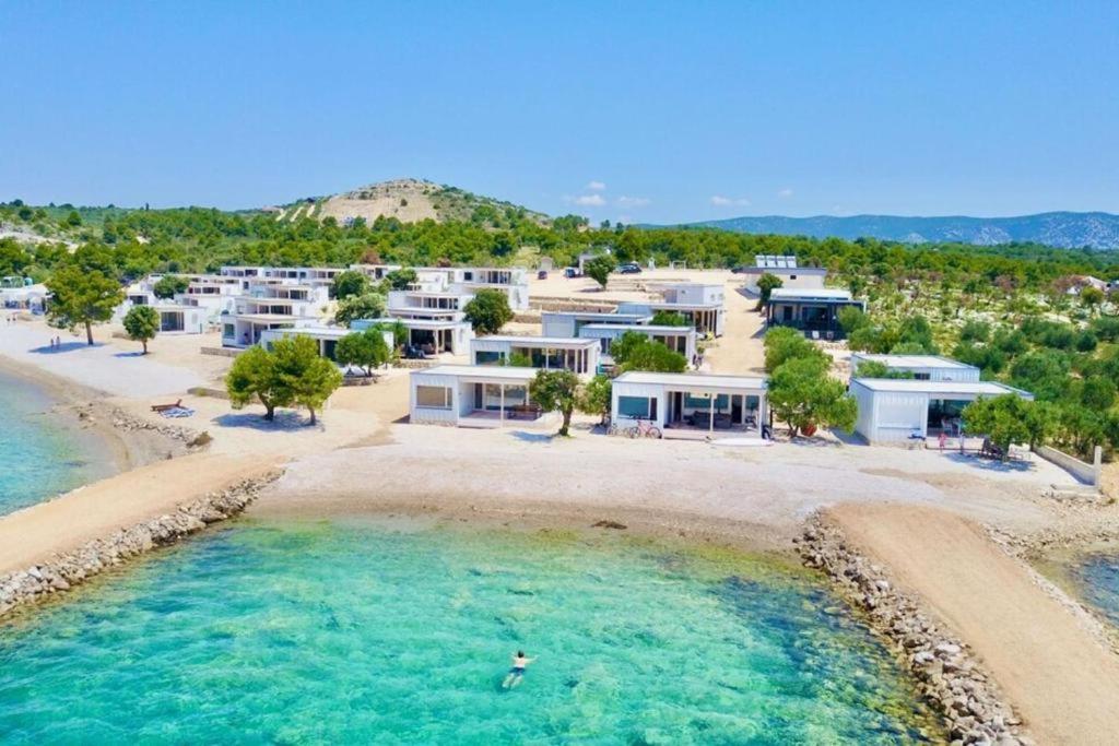 Buqez Resort, Vila 51 Drage Exterior photo